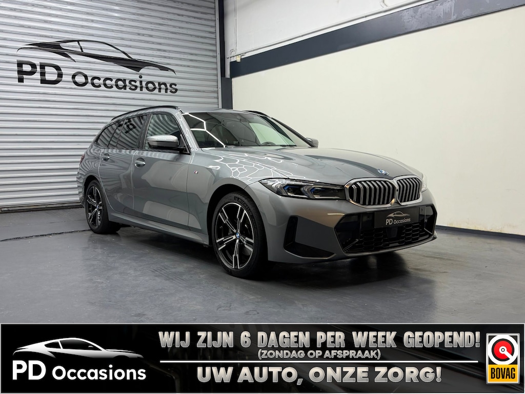 BMW 3-Serie Touring 330e xDrive M Sport - (360) Camera - Elek. Stoelen - ACC - Carplay