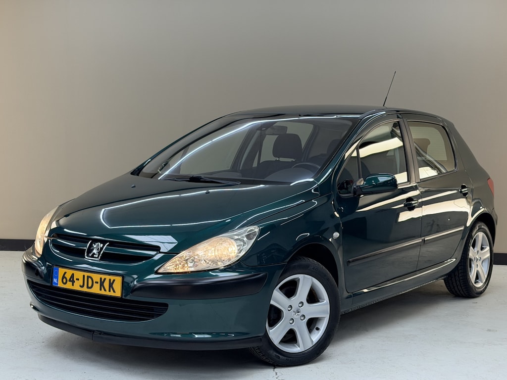 Peugeot 307 2.0-16V XS, 136Pk, 2002, Origineel Nederlands, Trekhaak, Climate control, Centrale vergrendeling, Elektrische ramen voor, Lichtmetalen velgen, Radio,