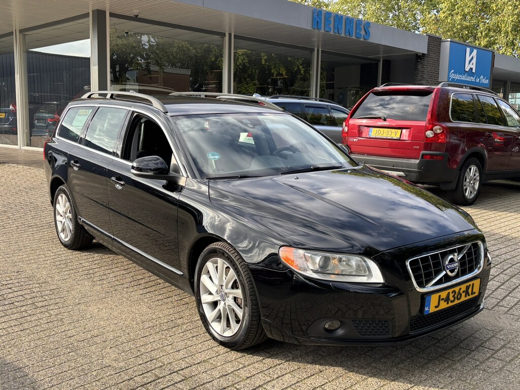 Volvo V70 2.5T 231pk Momentum Model 12 Xenon