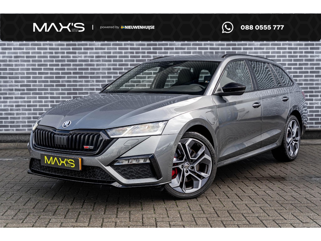 Skoda Octavia Combi 1.4 TSI RS iV PHEV Business | Plug-in Hybrid | Achteruitrijcamera | Keyless Entry | Elektrische Achterklep | Elektrisch Verstelbare Voorstoelen | Leder Suedia Bekleding | Stoelmassage | Matrix LED Koplampen | Head-up Display | Cruise Control Adaptief | Dodehoekdetectie | Navigatie | Apple Carplay | Android Auto