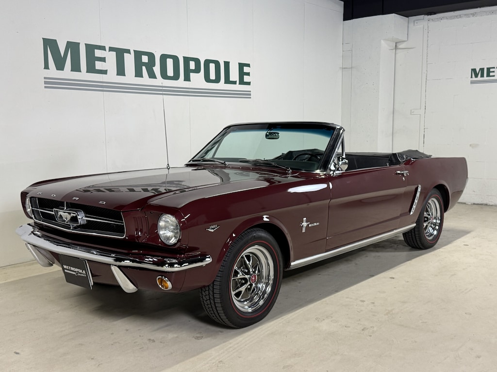 Ford Mustang 260 Convertible M1005