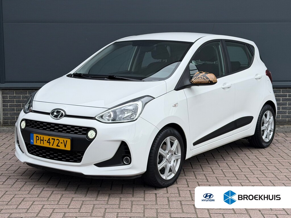 Hyundai i10 1.0i Go! | Dealer Onderhouden | Navigatie | Apple Carplay & Android Auto | Climate Control | Parkeersensoren Achter | | Dealer Onderhouden | Navigatie | Apple Carplay & Android Auto | Climate Control | Parkeersensoren Achter |