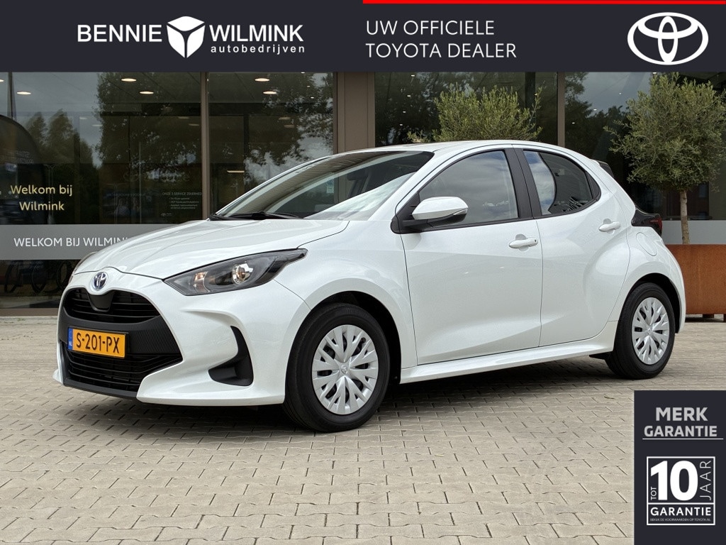 Toyota Yaris 1.5 Hybrid Active | Camera | Climate Control | NW All Seasons
