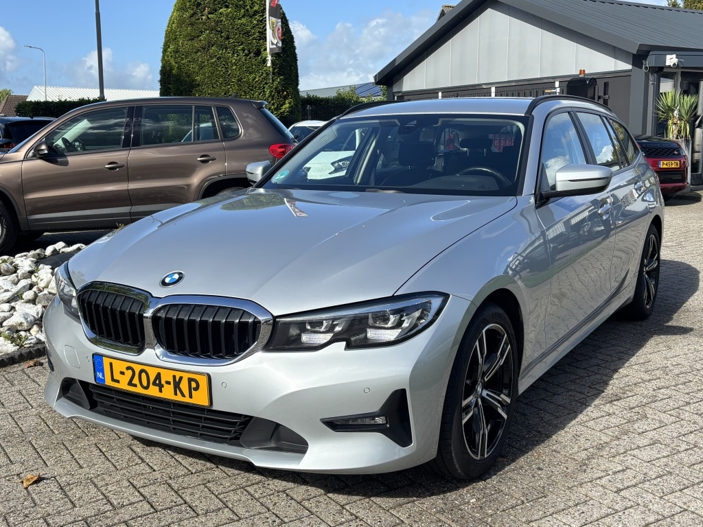 BMW 3-Serie 320D Touring Automaat 2020 Dealer Onderhouden