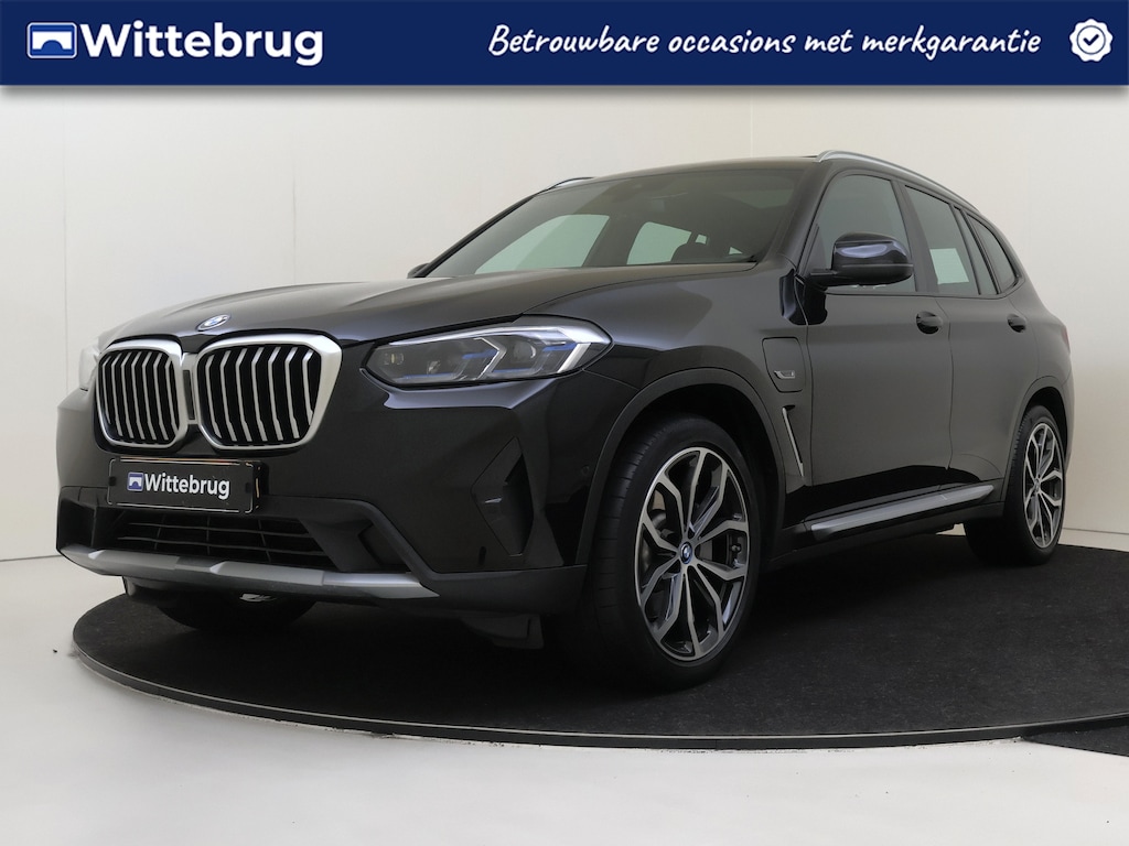 BMW X3 xDrive30e Business Edition Plus | Leder | Schuifdak | Stoel en Stuurverwarming | DEALER ONDERHOUDEN!!