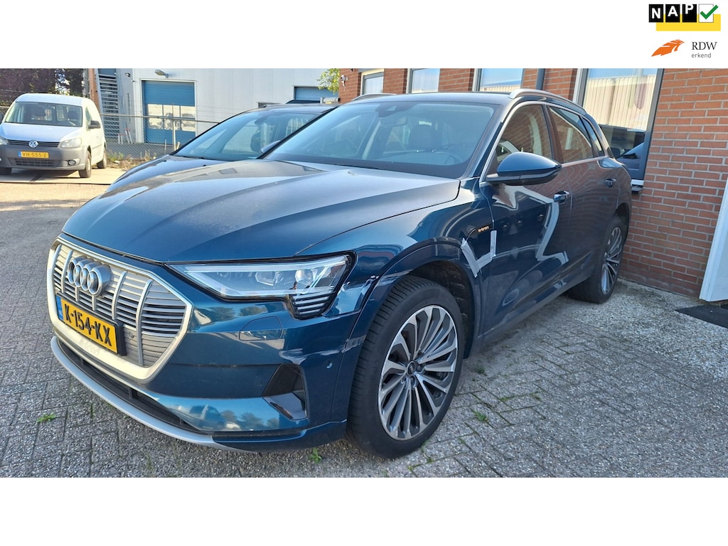 Audi E-tron 50 quattro Business edition Plus 71 kWh ( start niet!!!)