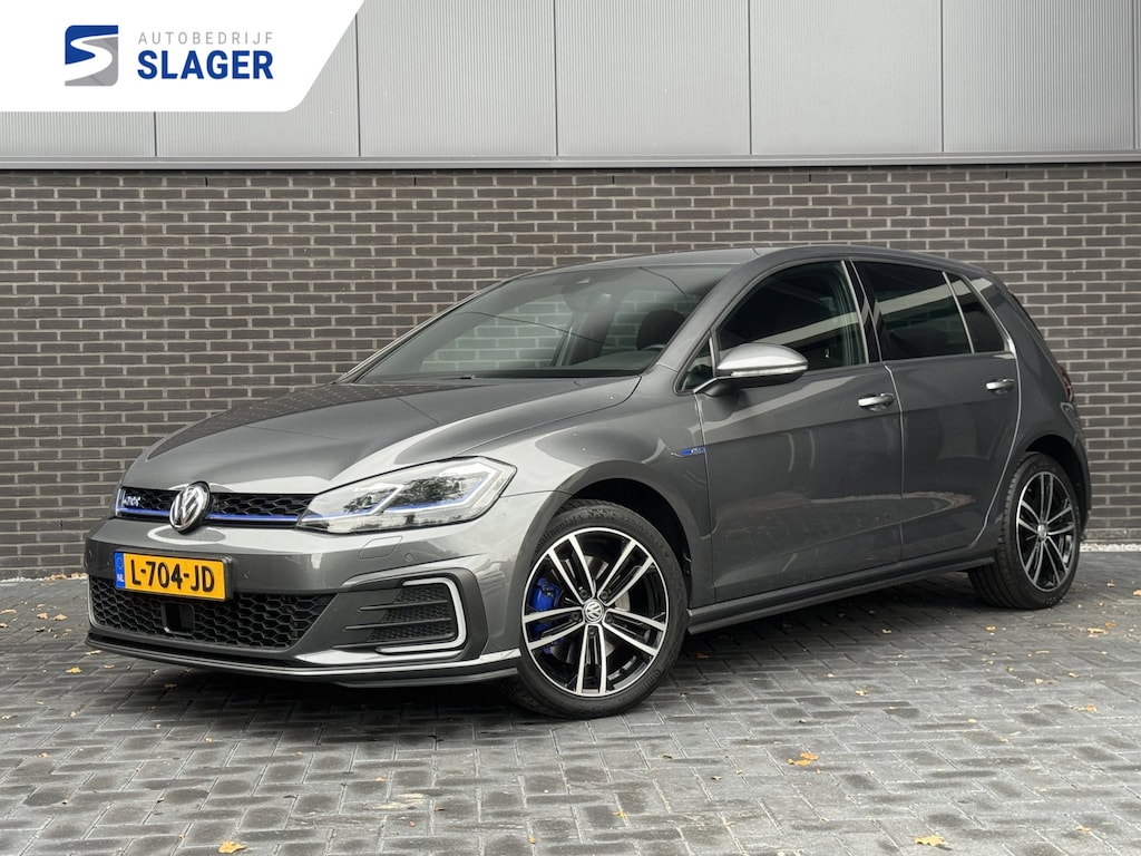 Volkswagen Golf 1.4 TSI PHEV GTE - Facelift|ACC|Standkachel|Camera|Stoelverwarming|