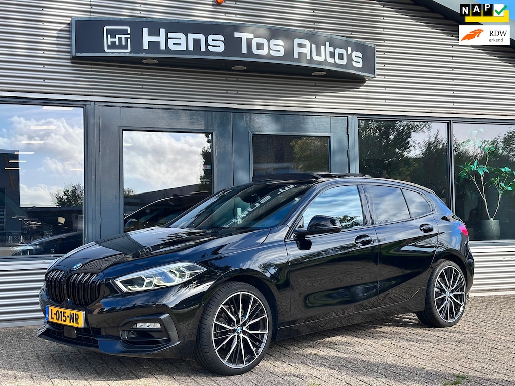 BMW 1-Serie 116i AUT Executive Sport Edition/Panorama /Leer /Camera /19"