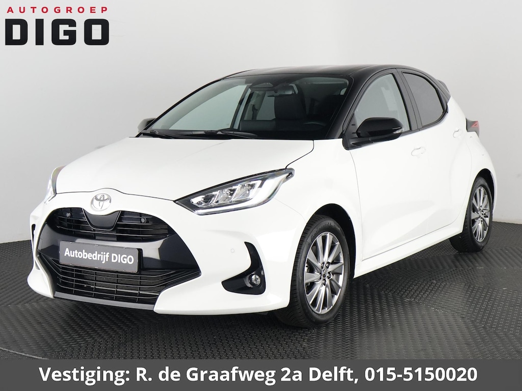 Toyota Yaris 1.5 Hybrid 115 Dynamic Luxury Bi-Tone | Stuur- & Stoelverwarming | Parkeersensoren | Adaptieve Cruise Control | BSM