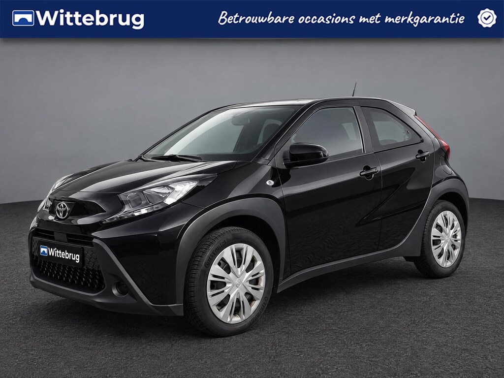 Toyota Aygo X 1.0 VVT-i MT Play Apple Carplay | Camera | Airco | Elektrische ramen |