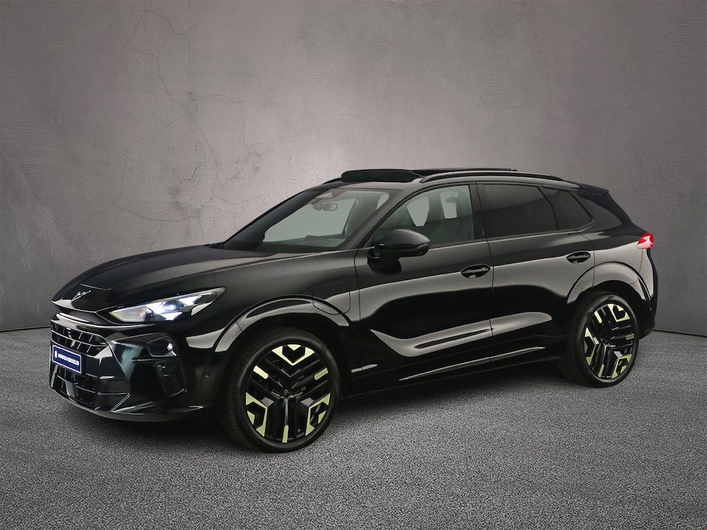 CUPRA Terramar 1.5 TSI e-Hybrid VZ Tribe Edition 272pk DSG Automaat, Trekhaak, Panoramadak, Sennheiser, Adaptive cruise control, Stoelverwarming, Stuurverwarming, Matrix LED koplampen, 360 camera, Head-up display, Navigatie, App-connect