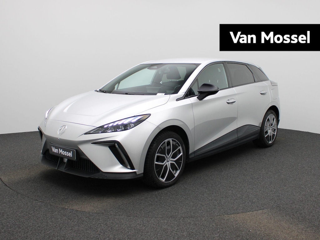 MG MG4 64 kWh Luxury | Elektrisch verstelbare stoel | Camera | Carplay |