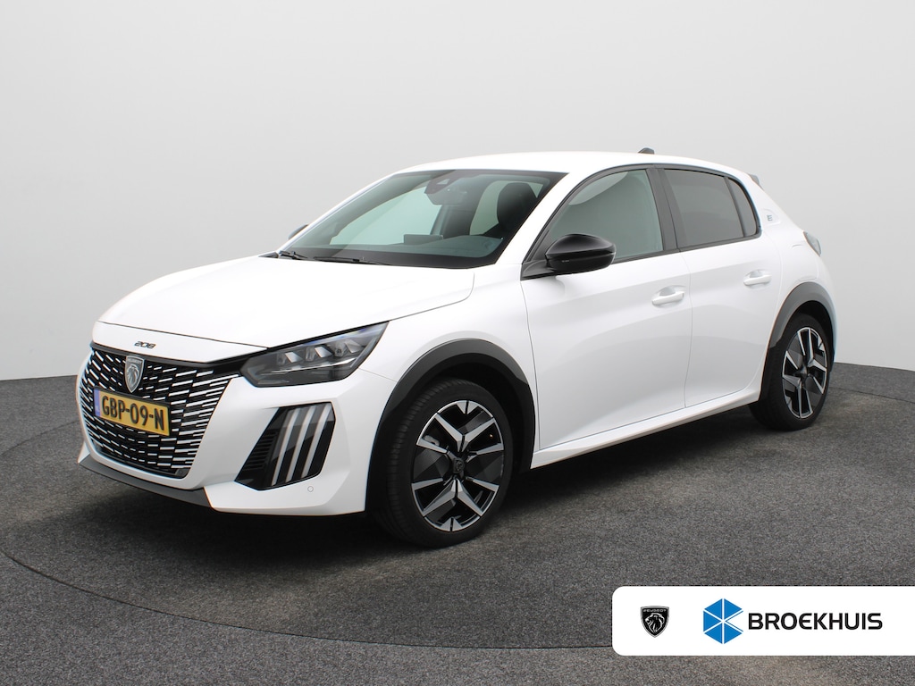 Peugeot e-208 EV GT 51 kWh 96% SOH | Warmtepomp | Cruise Control | Camera | Navigatie | Apple Caprlay/Android Auto | Parkeersensoren Voor en Achter | Keyless