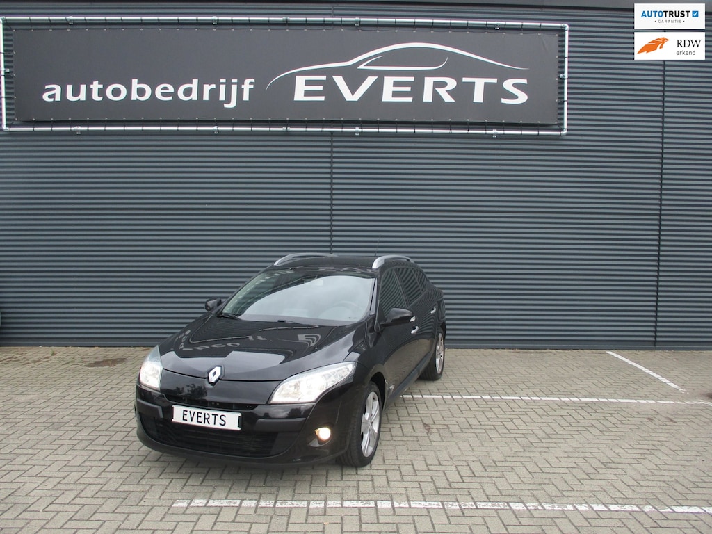Renault Megane Estate 1.4 TCe Expression Let Op lekke Koppakking scherpe prijs zeer mooie en complete auto motor loopt nog goed