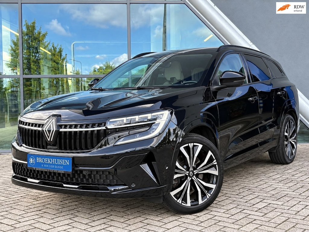Renault Espace E-Tech full hybrid 200 iconic 7p. 4Wheel Drive Panoramdak / 360 Camera / Massage stoelen
