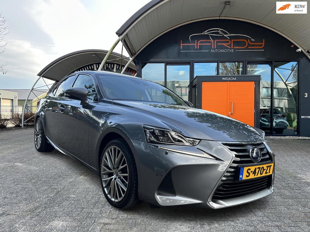 Lexus IS 300h Luxury Line 100% Lexus Dealer Onderhouden Rijklaarprijs!