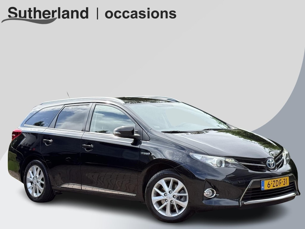 Toyota Auris Touring Sports 1.8 Hybrid Lease 136PK | Climate Control | Camera | Panoramadak | Lichtmetalen Velgen