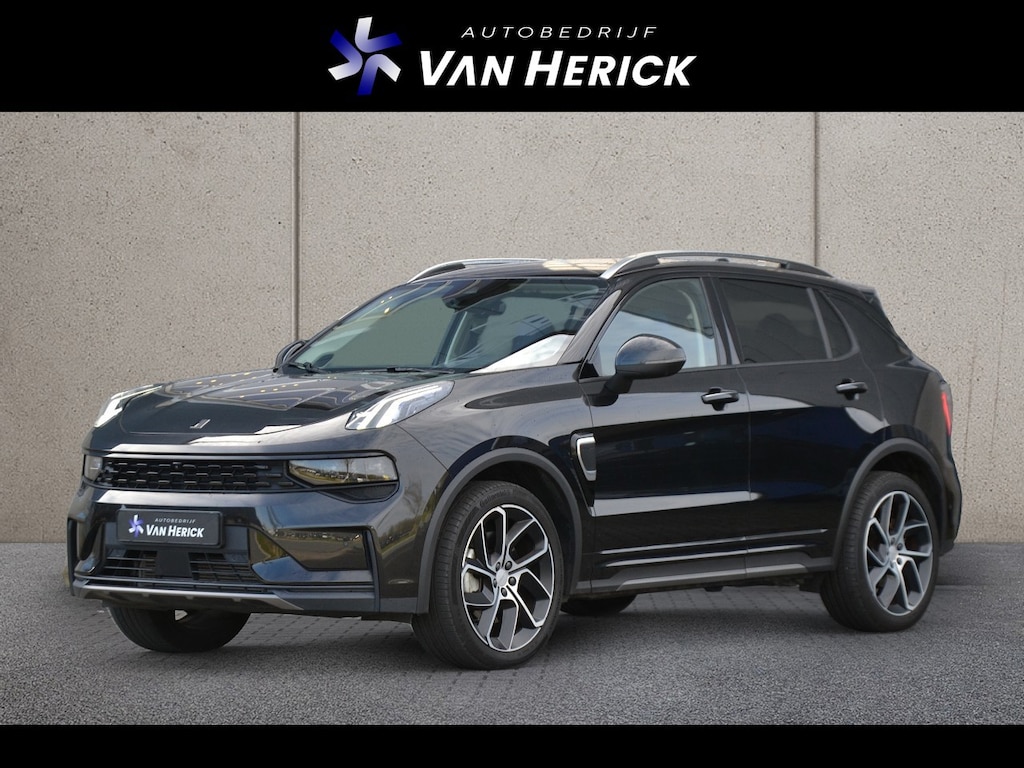 Lynk & Co 01 1.5 Plug-in Hybrid | Full Black | Panoramadak | 360 Camera