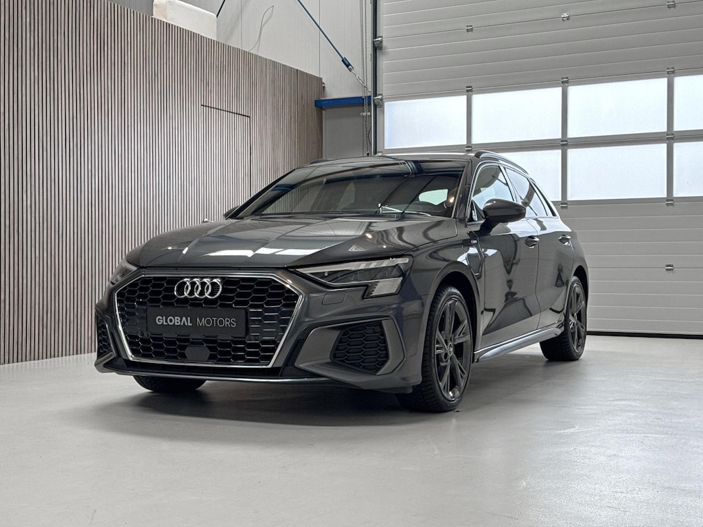Audi A3 Sportback 40 TFSI e S Line Edition - 204PK - VIRTUAL COCKPIT - ADAPT. CRUISE - CARPLAY - LED - STOELVERWARMING