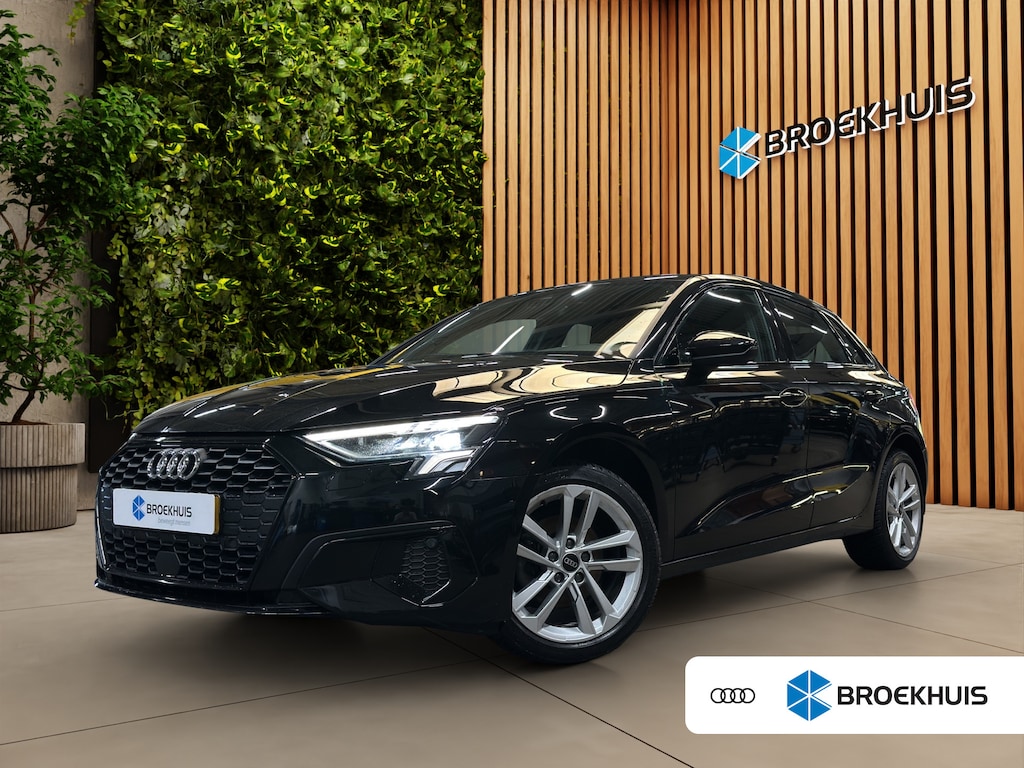Audi A3 Sportback 30 TFSI Advanced edition | Adaptive Cruise | Zwart optiek | Sportstoelen | LED | Stoelverwarming | Virtual Cockpit