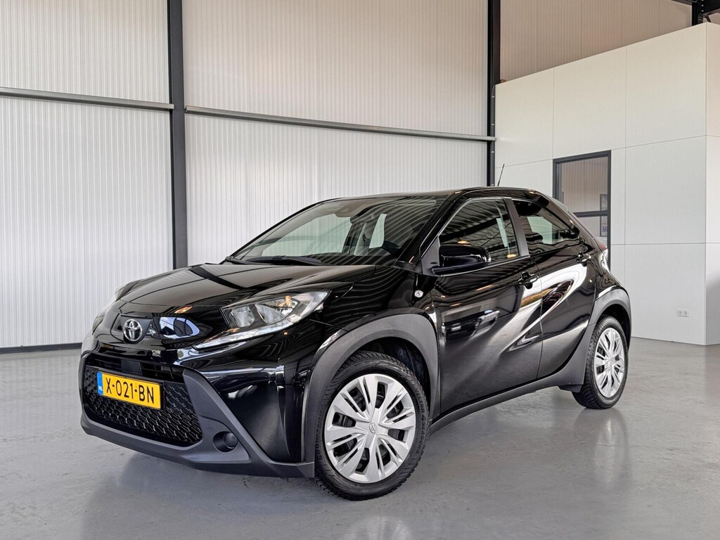 Toyota Aygo X 1.0 VVT-i MT Play Camera|CarPlay|Adapt.Cruise|