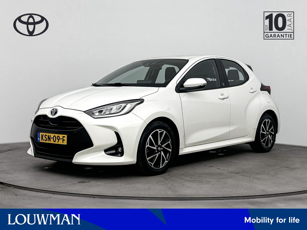 Toyota Yaris 1.5 Hybrid 115 First Edition | Cruise Control Adaptief | Stoelverwarming | Achteruitrijcamera |