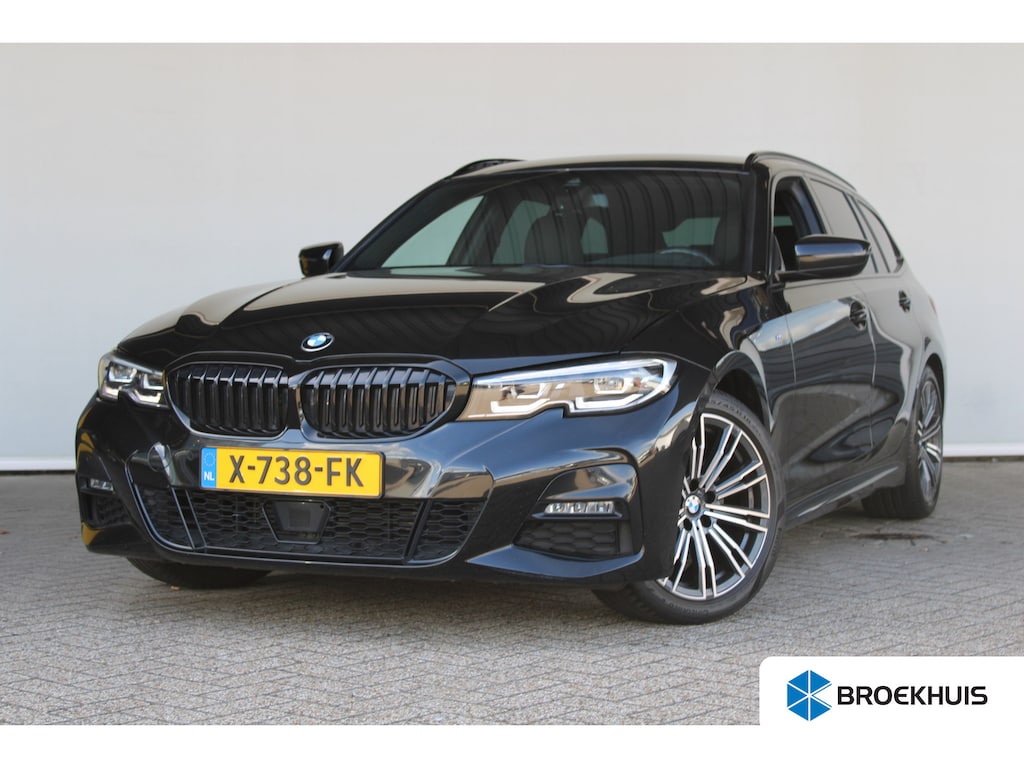 BMW 3-Serie Touring 320i High Executive | M sport | Alcantara | Stoelverwarming | Elektr. Achterklep | Sportstoelen |