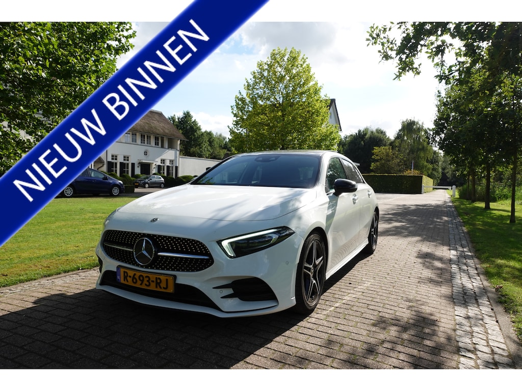 Mercedes-Benz A-klasse 200 Business Solution AMG | Panorama dak | Sfeerverlichting | Memory | Stoelverwarming | BTW |