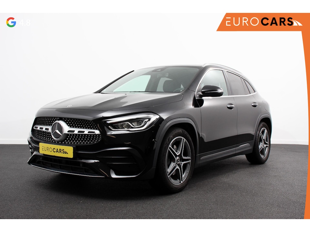 Mercedes-Benz GLA 200 Automaat AMG Line Navigatie Climate Control Camera Parkeer sensoren Stoelverwarming Electrisch bedienbare achterklep Dab Led Sfeerverlichting Extra Getint Glas