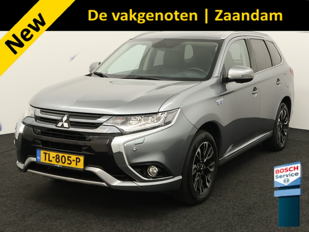 Mitsubishi Outlander 2.0 PHEV instyle+ Bluetooth, Cruise control adaptief, Parkeersensor voor en achter, Rondomzicht camera, Verwarmde voorruit Een ruime en luxe SUV met een comfortabele uitstraling en veel praktische mogelijkheden. Dankzij de plug-in hybride aandrijving combineert hij kracht en comfort met een efficiënte rijervaring