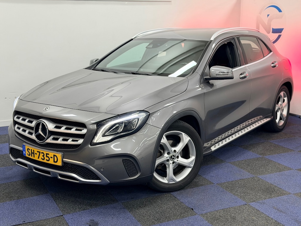 Mercedes-Benz GLA 180 Premium Plus / AUTOMAAT / NAP / MULTIEMEDIA-NAVI