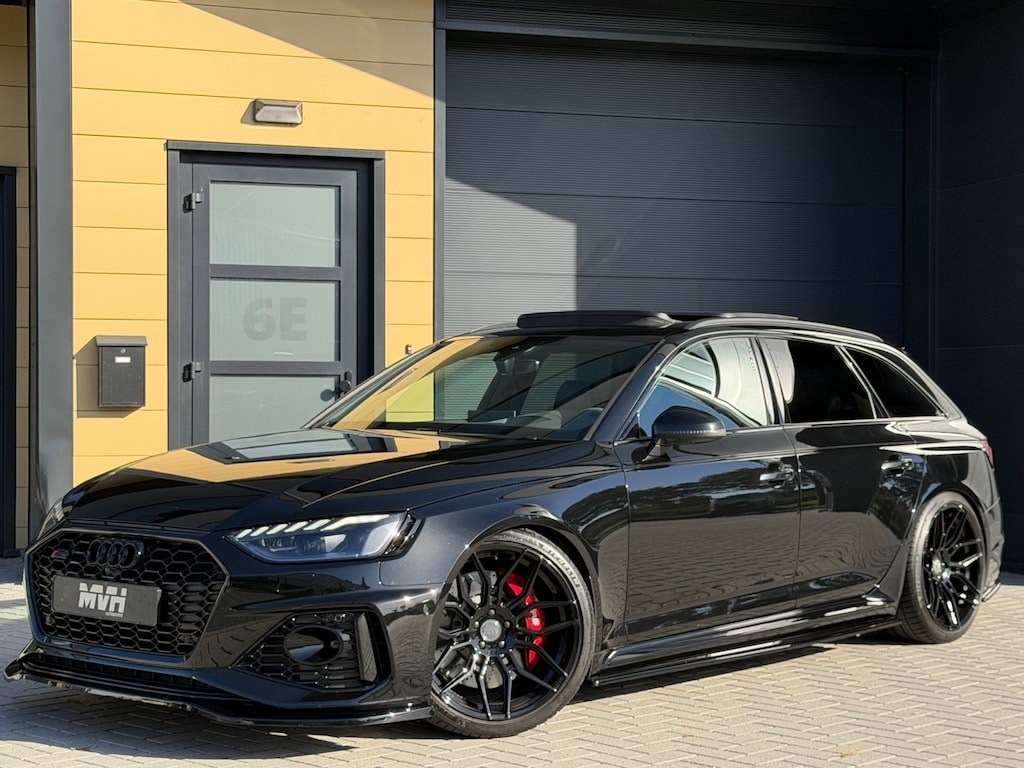 Audi A4 Avant 2.9 TFSI RS4 Quattro - Facelift - RS Seats - Pano - Virtual - 360 Camera - 20'' - B&O - HUD - ACC