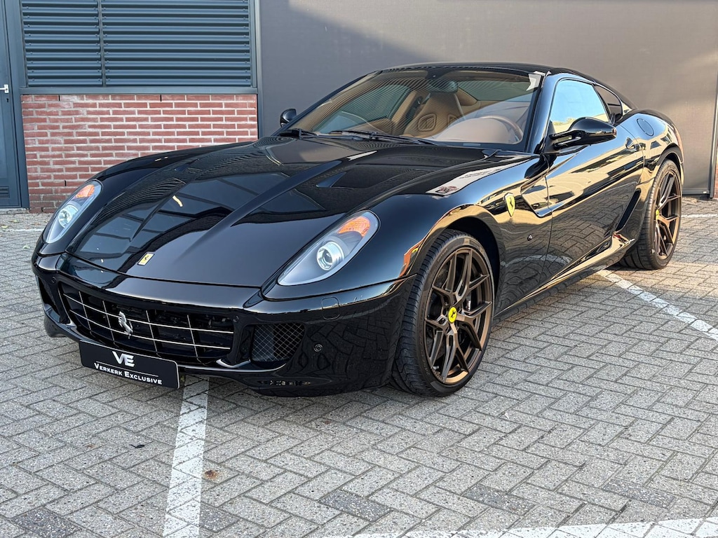 Ferrari 599 GTB F1 voorzien van Carbon remmen