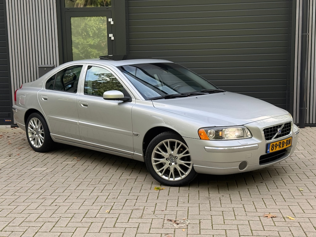 Volvo S60 2.4 Summum