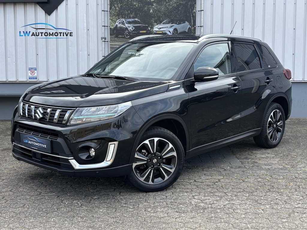 Suzuki Vitara 1.5 Hybrid Style Automaat | Schuifdak | Parkeersens. V+A | Adaptive Cruise