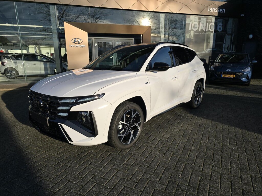 Hyundai Tucson 1.6 T-GDi 4WD PHEV N Line Sky Edition