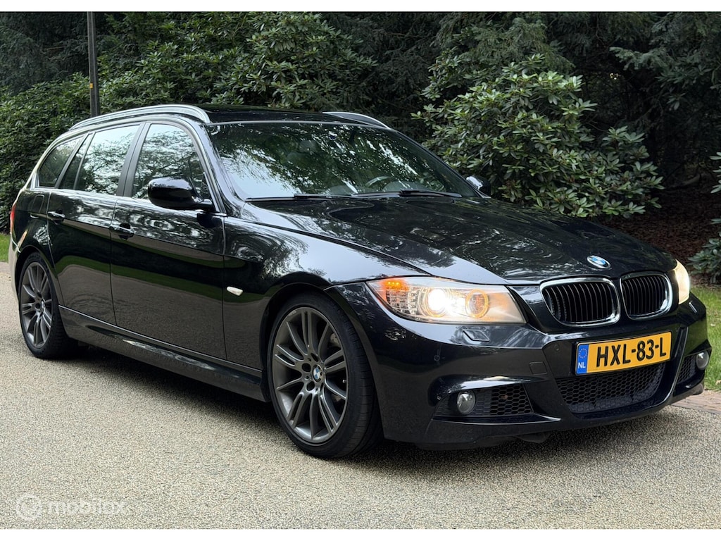 BMW 3-Serie Touring 325i M-Sport Leer Panodak Cruise Clima