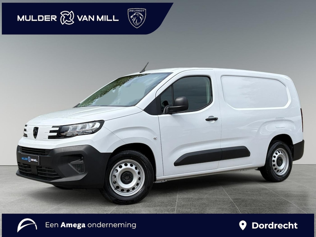 Peugeot e-Partner L2 50 kWh 136pk | ACTIE | 8 jaar garantie | 0% financial lease | 2-zits | Houten afwerking laadruimte | Verwarmbare vooruit en voorstoelen en stuurwiel | ECO LED koplampen | Multimedia | Draadloze Apple Carplay en Android Auto | Achteruitrijcamera | Parkeersensoren achter | Digital cockpit | Stuurwielbediening | Bestuurdersstoel comfort met armsteun | Tweede sleutel met afstandsbediening | Trekhaak voorbereiding | Reservewiel | van €32.315 voor €27.195 ex. BTW rijklaar