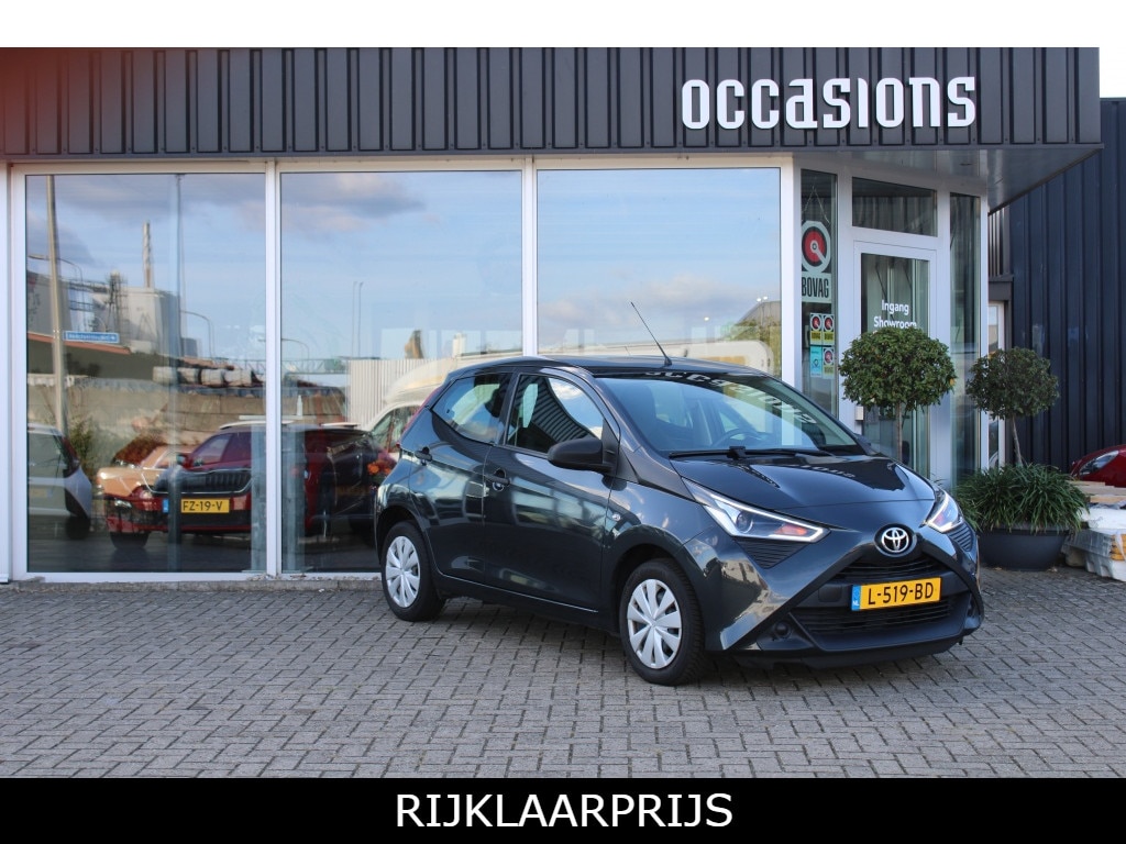 Toyota Aygo 1.0 VVT-i x-fun
