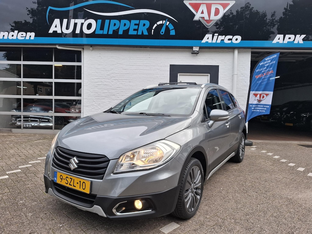 Suzuki S-Cross SX4 1.6 Exclusive /Nieuwe apk bij aflevering/Navi/CC/pano/lm velgen/All season/ Trekhaak