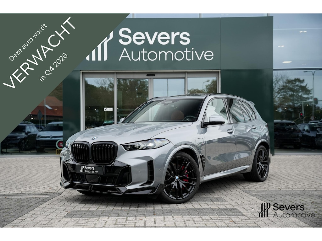 BMW X5 xDrive50e M Sportpakket Pro | Panoramadak | Head-Up Display | Trekhaak | Driving Assistant Plus | Harman Kardon Surround Sound System | Comfortstoelen | Stoelventilatie |  22 inch styling 742M in Jet Black |