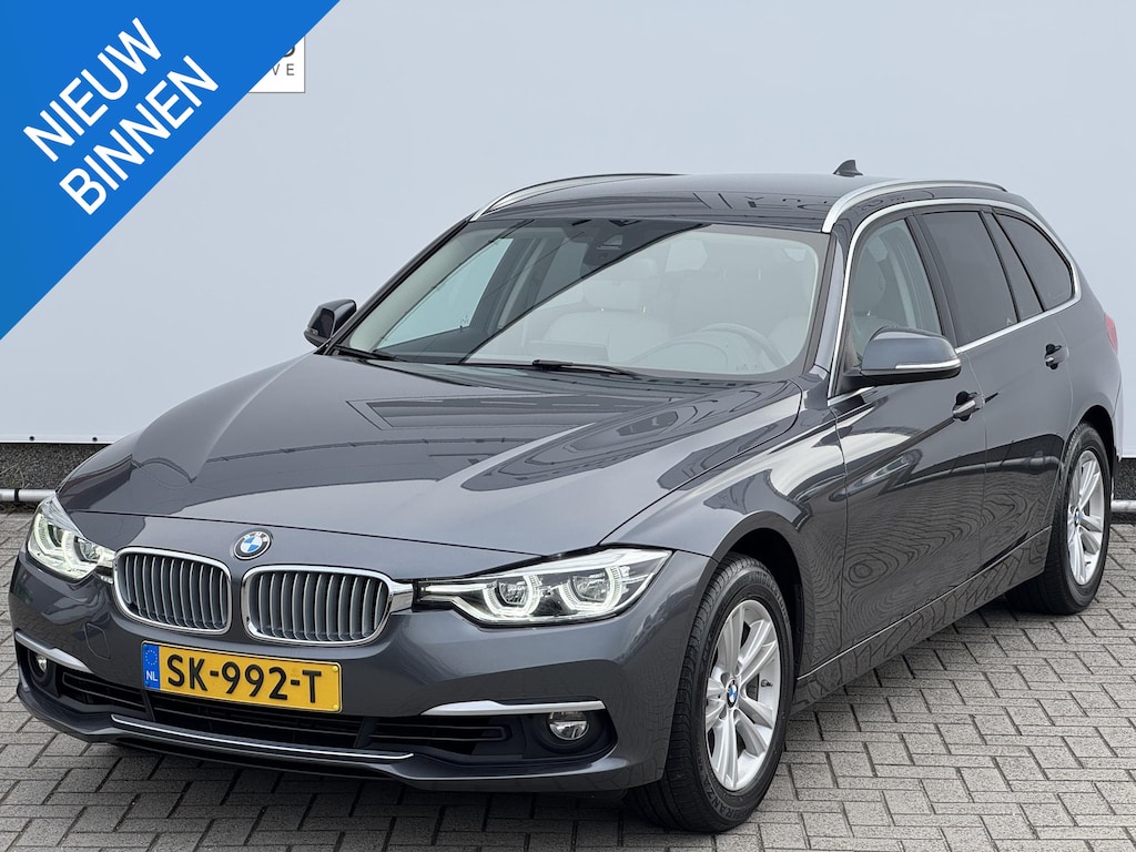 BMW 3-Serie Touring 318i Edition Luxury Line Purity Executive NL-AUTO | LEDER | STOELVERWARMING | NAVI