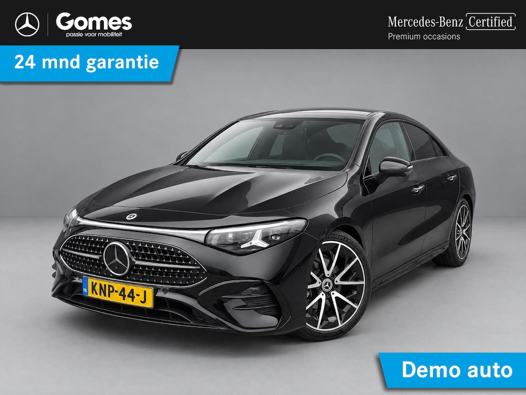 Mercedes-Benz CLA 180 Business Solution AMG | Night Pakket | Panoramadak | DISTRONIC Afstandsassistent | Dodehoekassistent | Verkeersbordenassistent | MULTIBEAM LED Koplampen | Elektrisch Verstelbare Stoelen + Memory | Stoelverwarming | Sfeerverlichting | THERMOTRONIC Klimaatregeling | Sierdelen Geborsteld Aluminium Lightlines | Apple CarPlay | Android Auto | Achteruitrijcamera | Parkeersensoren