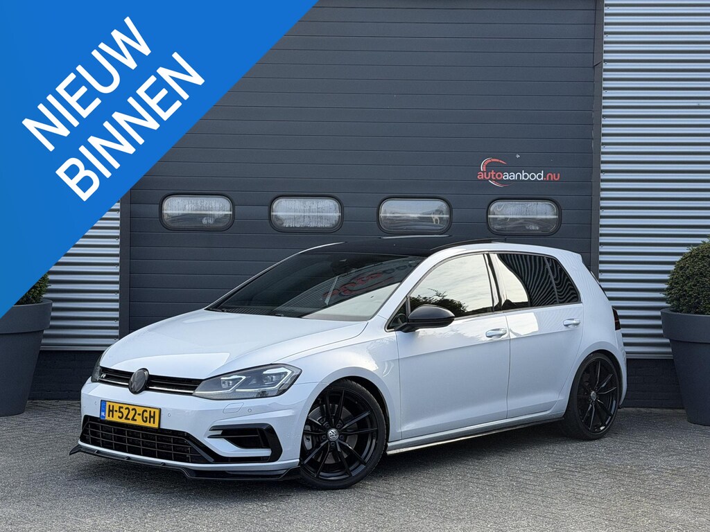 Volkswagen Golf 2.0 TSI 4Motion R 405 PK| Akrapovic | Panoramadak | Camera | Adaptive Cruise Control | Navigatie | Stoelverwarming |