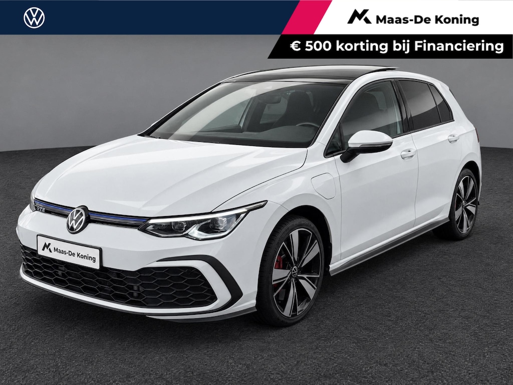 Volkswagen Golf 1.4 eHybrid 245pk GTE · Panoramadak · Trekhaak · Apple/Android Car Play · Camera · Stoelverwarming ·