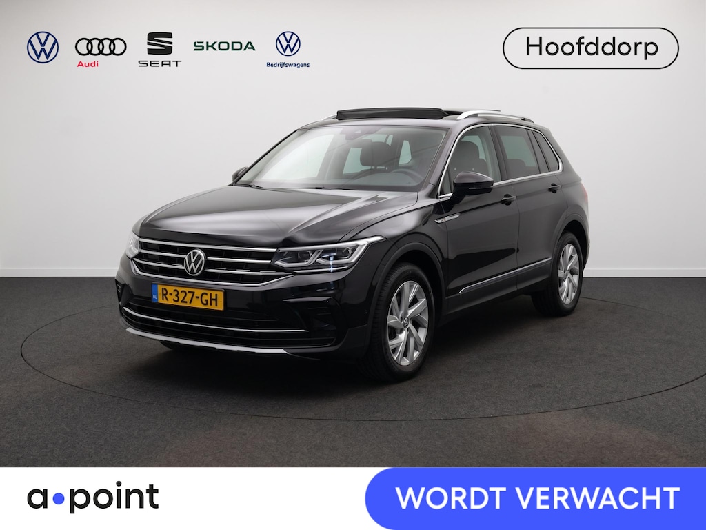 Volkswagen Tiguan 1.5 TSI Elegance 150 pk Automaat (DSG) | Navigatie | Panoramadak | Parkeersensoren (Park assist) | Achteruitrijcamera | Keyless | Stoel/stuur verwarming |