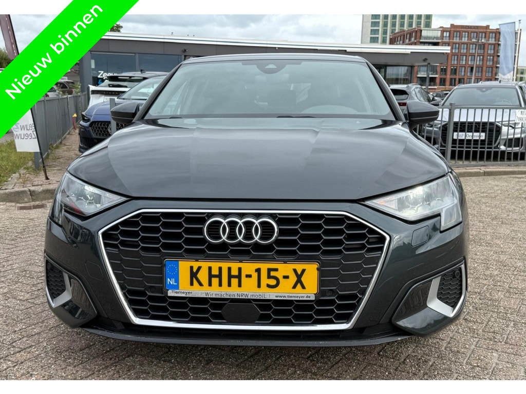 Audi A3 Limousine 30 TFSI S | Camera | LED | Carplay | Virtual Cockpit |