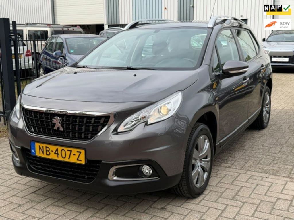 Peugeot 2008 1.2 PureTech Blue Lion Aut. Navi Airco Trekhaak!