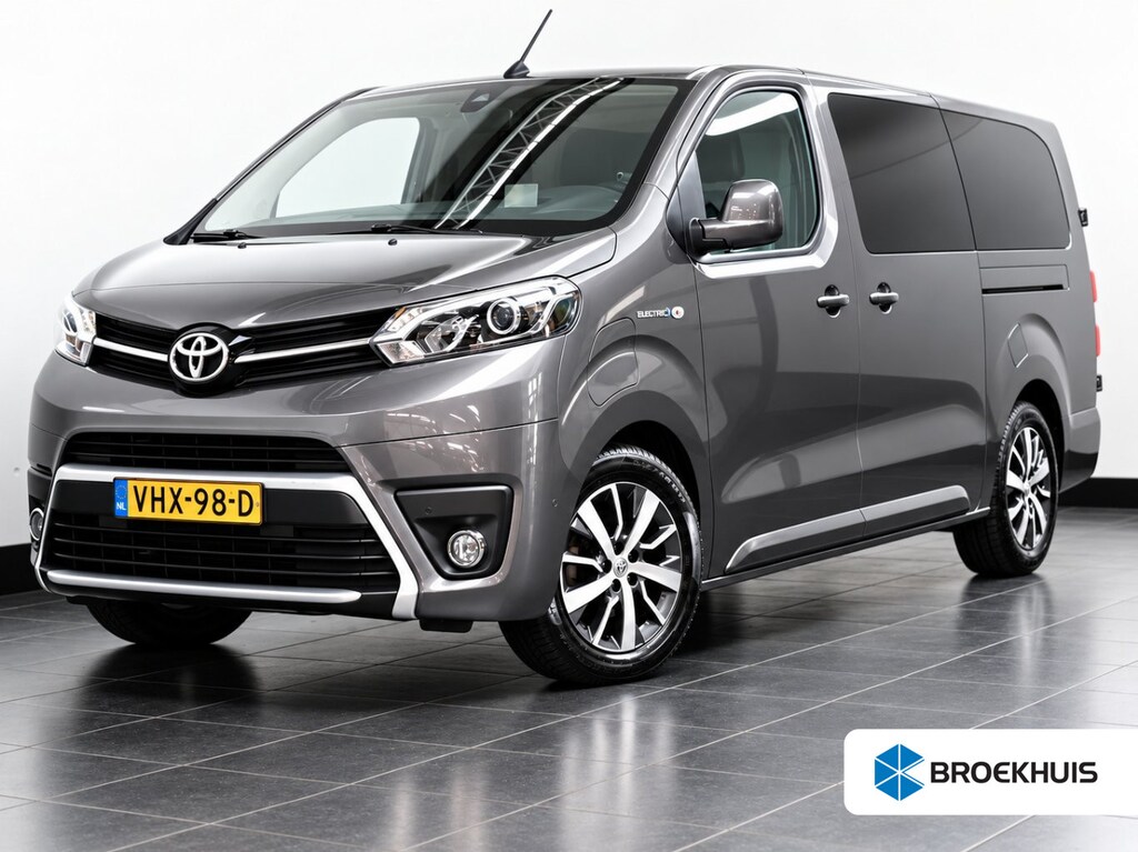Toyota PROACE Electric Worker 75KWH EXTRA RANGE INNOVATOR LONG / NAVI / LEDER / CLIMA / KEYLESS / CAMERA / APPLE CARPLAY / WINTERPAKKET / 17" LMV / HUD / 1E EIGENAAR !!