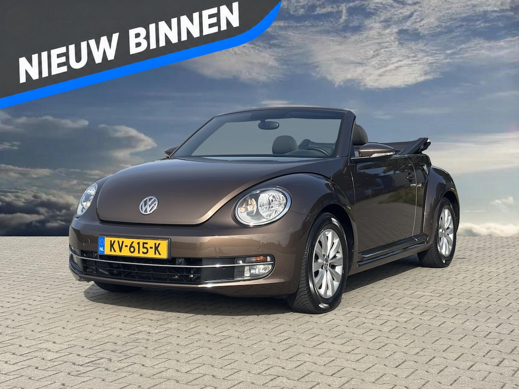 Volkswagen Beetle Cabriolet 1.2 TSI Design BlueMotion | Camera | Stoelverwarming | CarPlay | Cruise Control